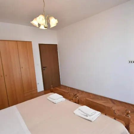 Dusan Apartman Primošten